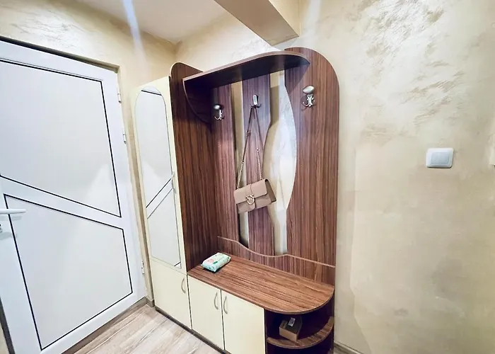 公寓 Glarus 瓦爾納